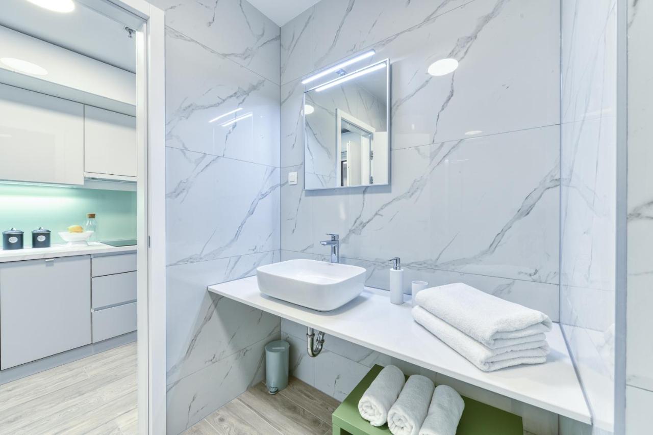 Hica Apartments La Linea Studio Apt With Balcony Dubrovnik Bagian luar foto